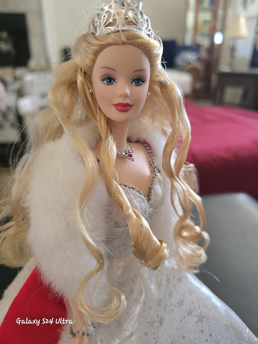 Holiday Barbie 2001